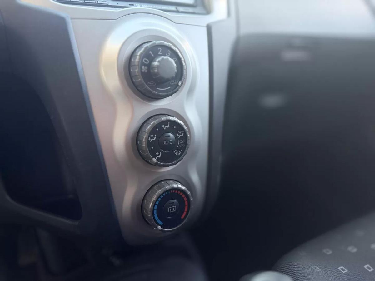 toyota-yaris-2008-gasolina-1298cc