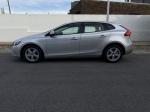 volvo-v40-2015-diesel-1560cc