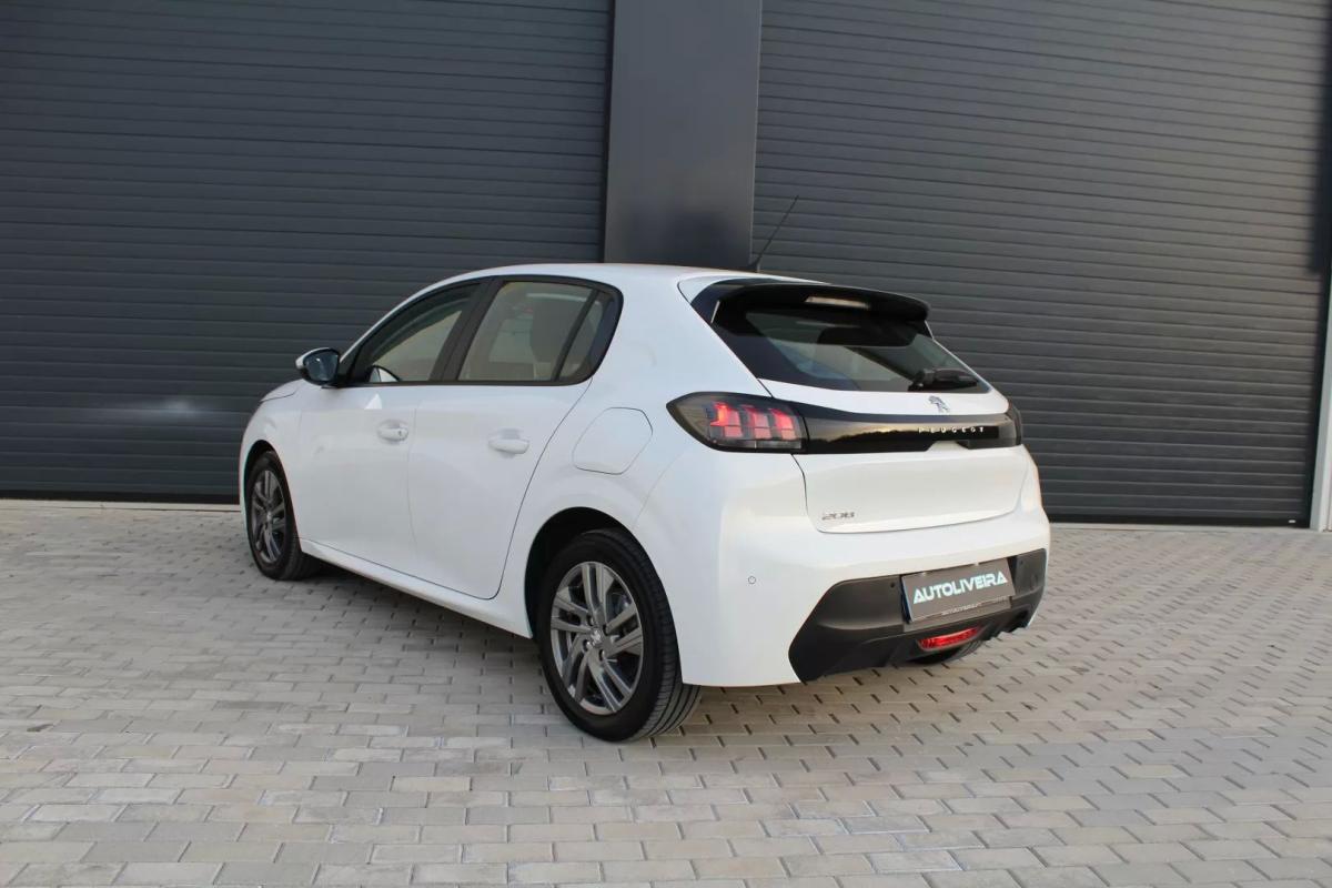 peugeot-208-2021-gasolina-1199cc