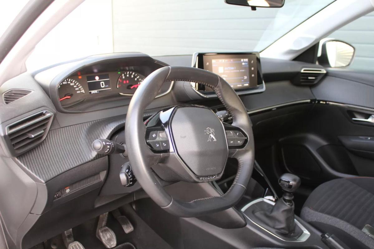 peugeot-208-2021-gasolina-1199cc