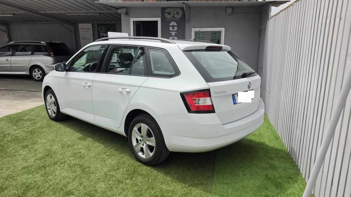 skoda-fabia-1-0-tsi-2018-gasolina-999cc