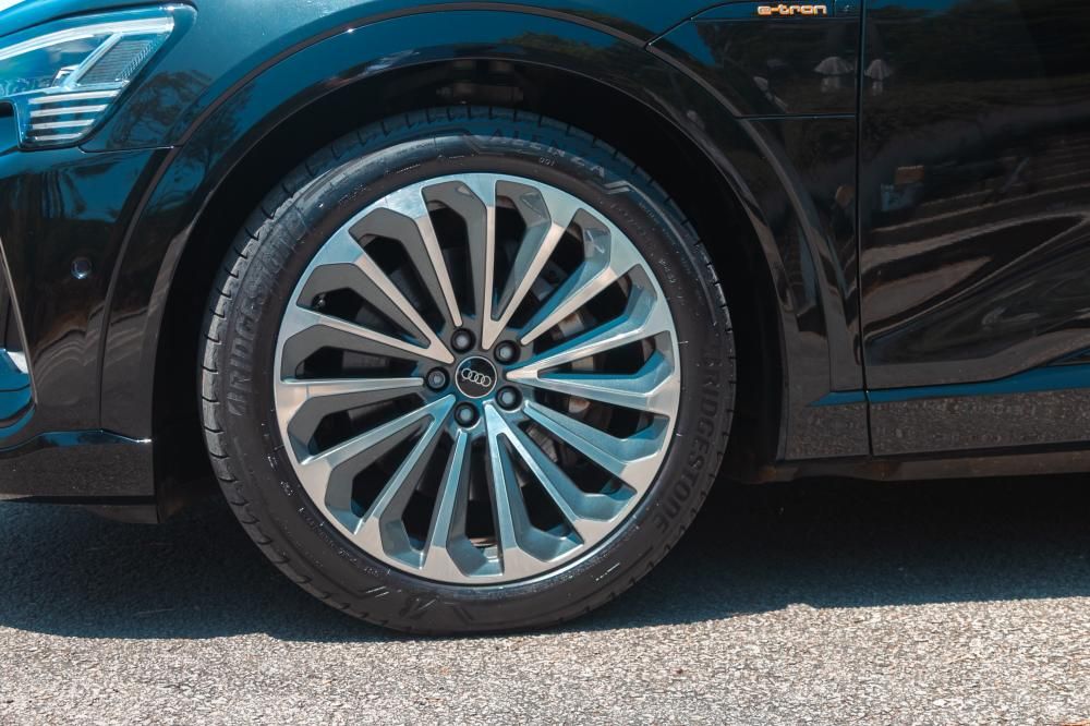 audi-e-tron-2023-eletrico-0cc
