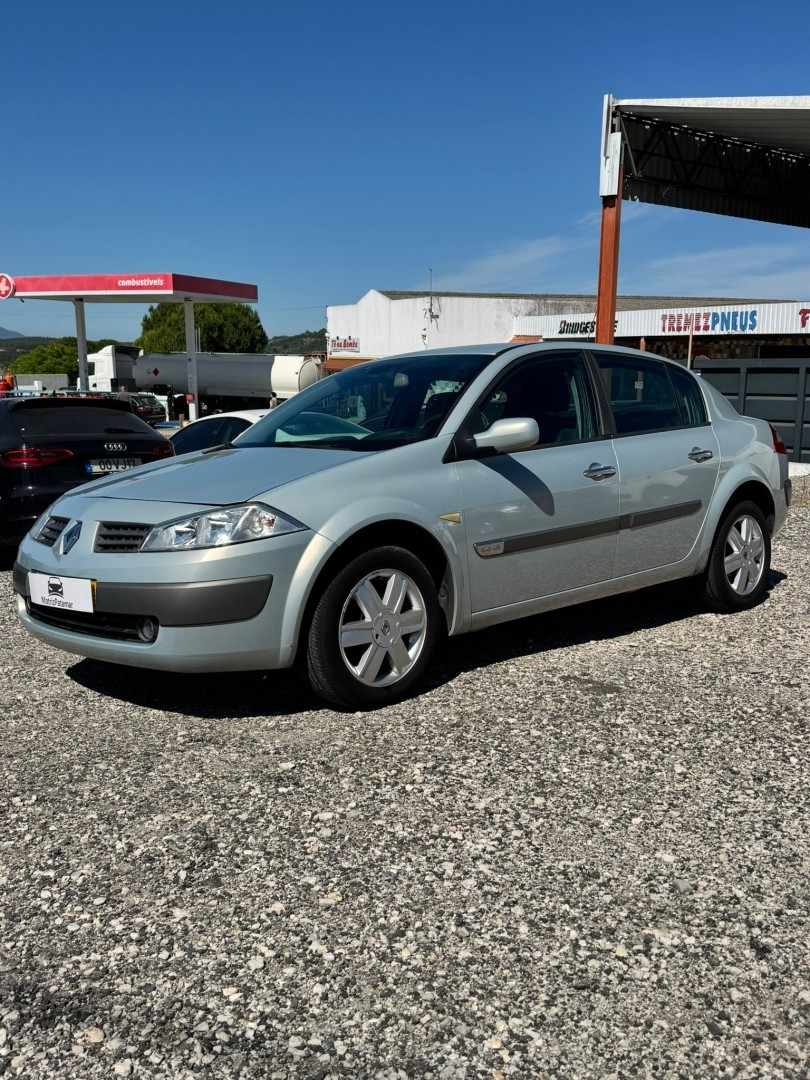 renault-megane-2004-gasolina-1390cc
