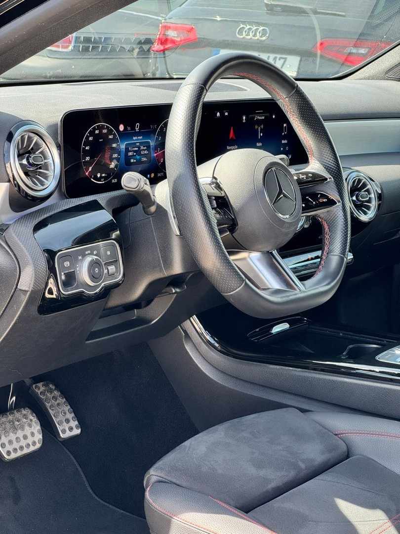 mercedes-benz-classe-a-2023-hibrido-1332cc