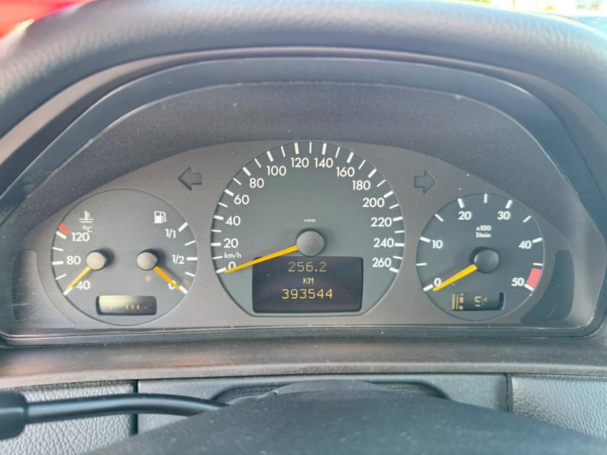 mercedes-benz-classe-e-2001-diesel-2687cc