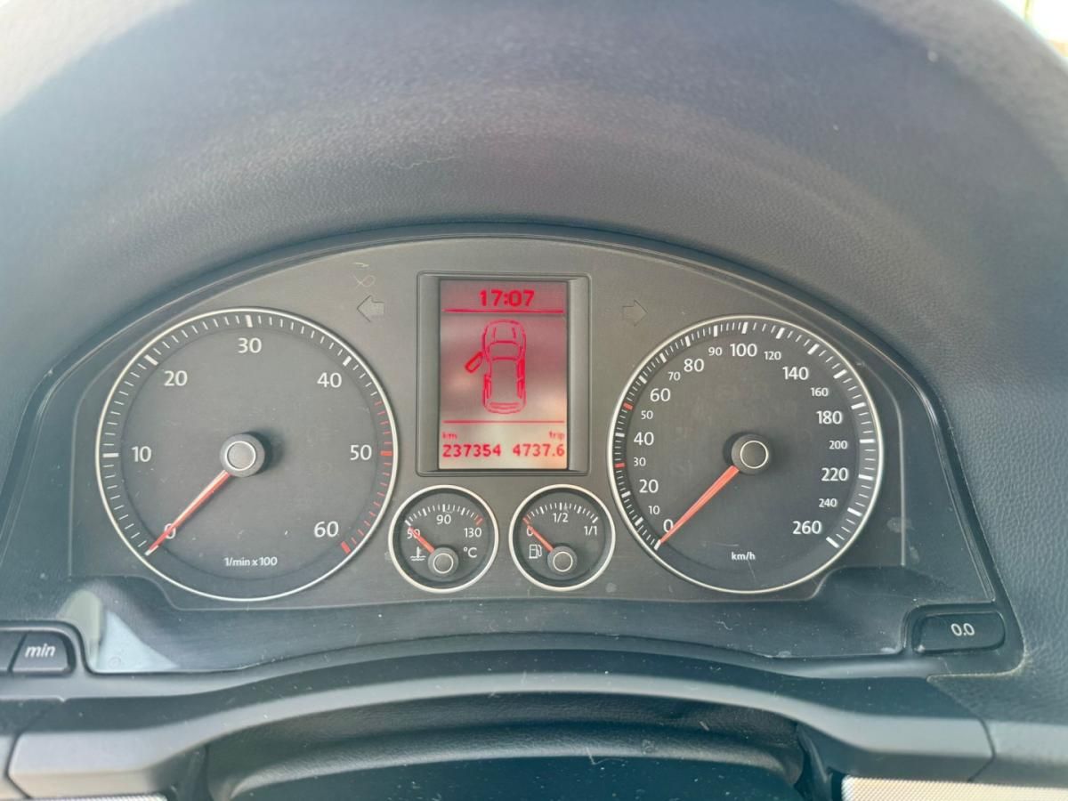volkswagen-golf-variant-2008-diesel-1896cc