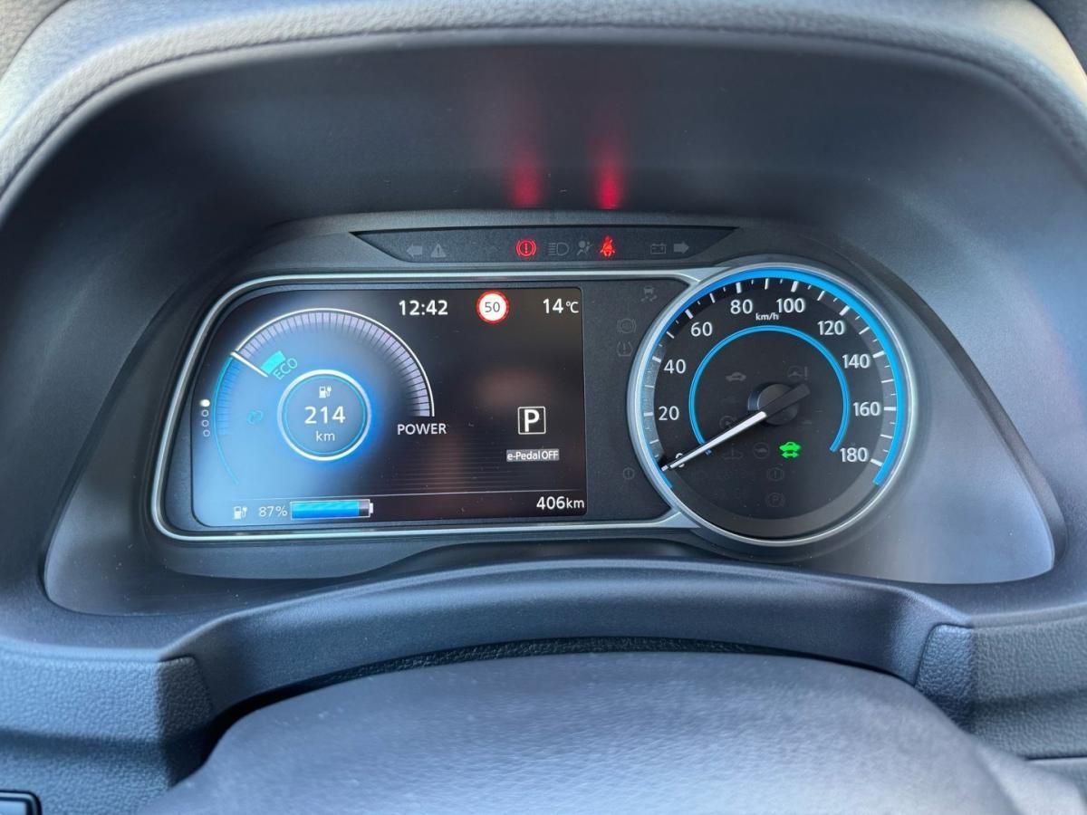 nissan-leaf-2025-eletrico-203cc