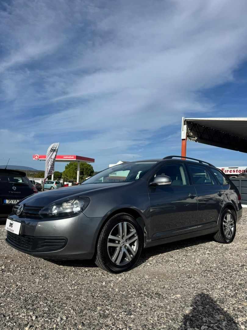 volkswagen-golf-variant-2010-diesel-1598cc