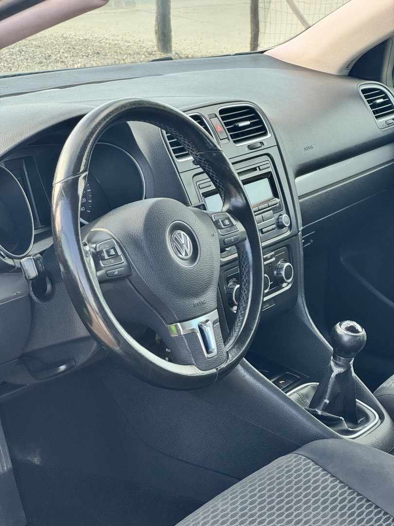 volkswagen-golf-variant-2010-diesel-1598cc