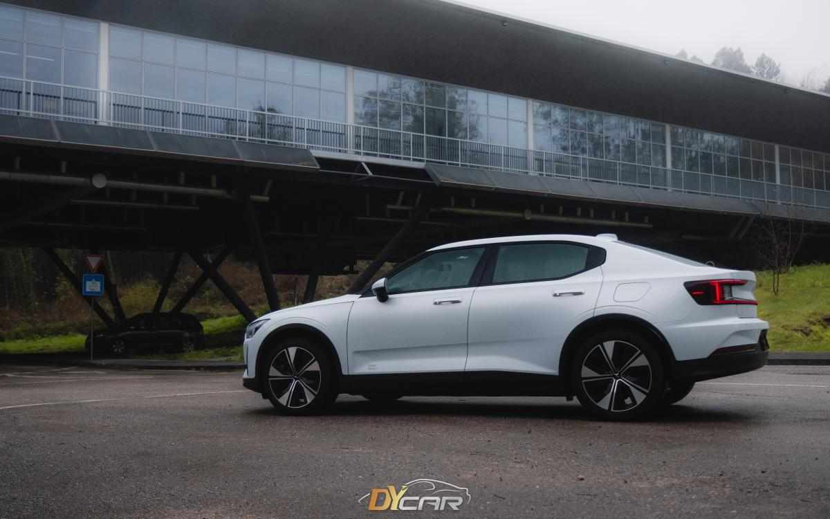 polestar-2-1-geracao-2022-eletrico