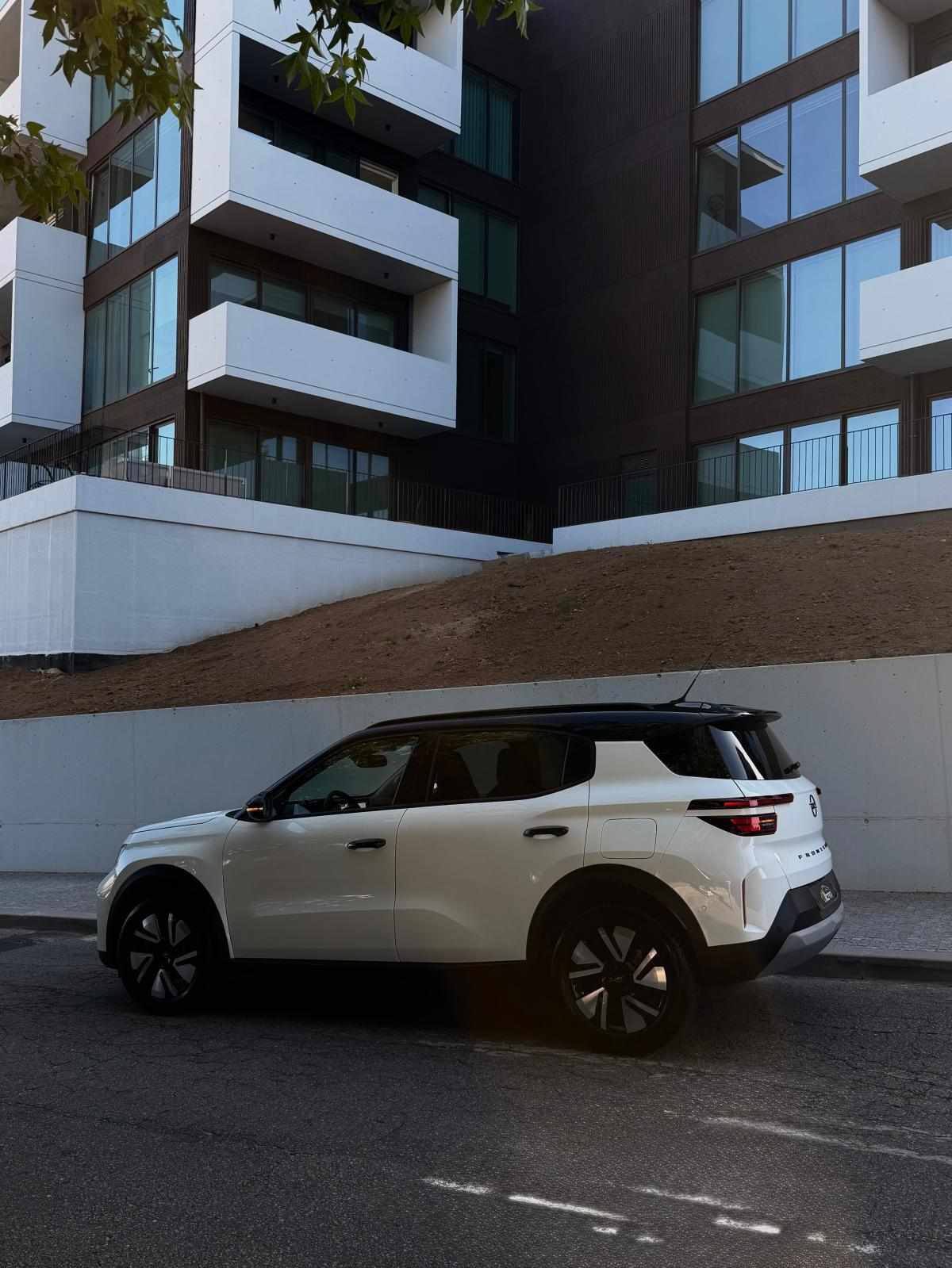 opel-frontera-electric-44-kwh-2025-eletrico