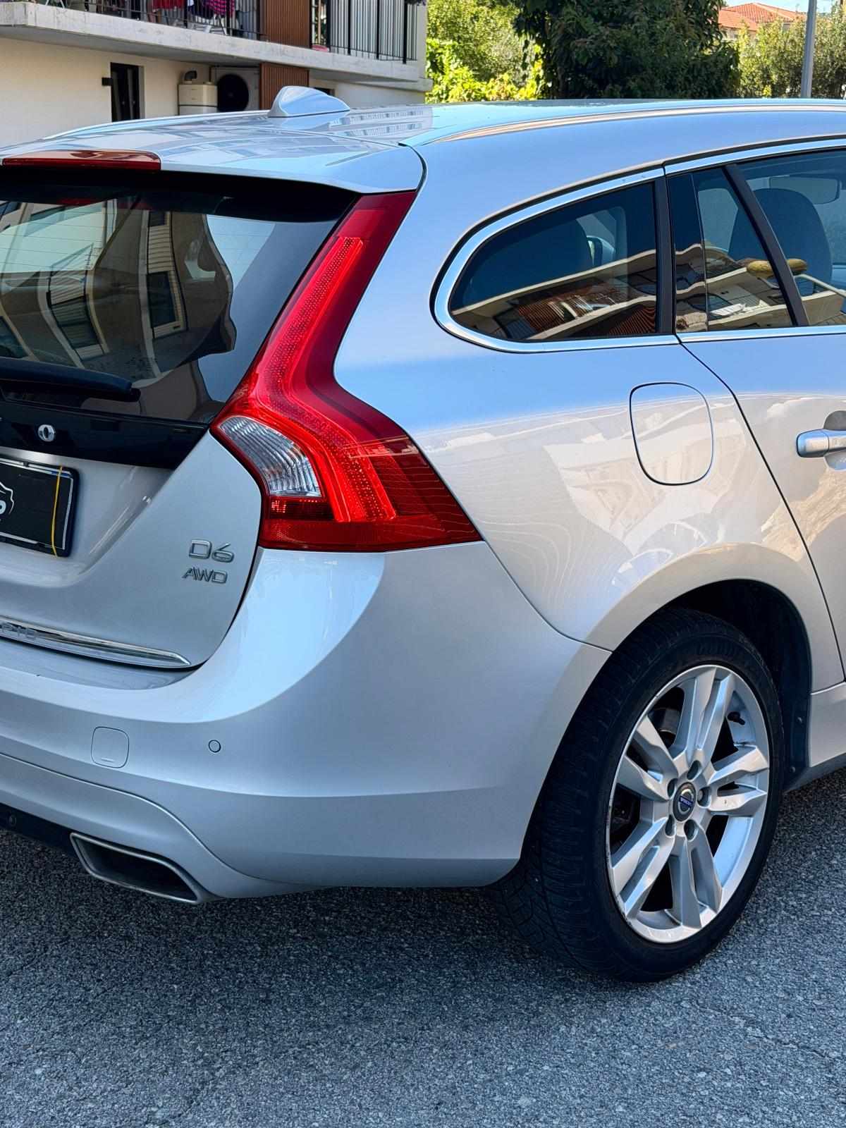 volvo-v60-d6-plug-in-hybrid-2-4-awd-2015-diesel-2400cc