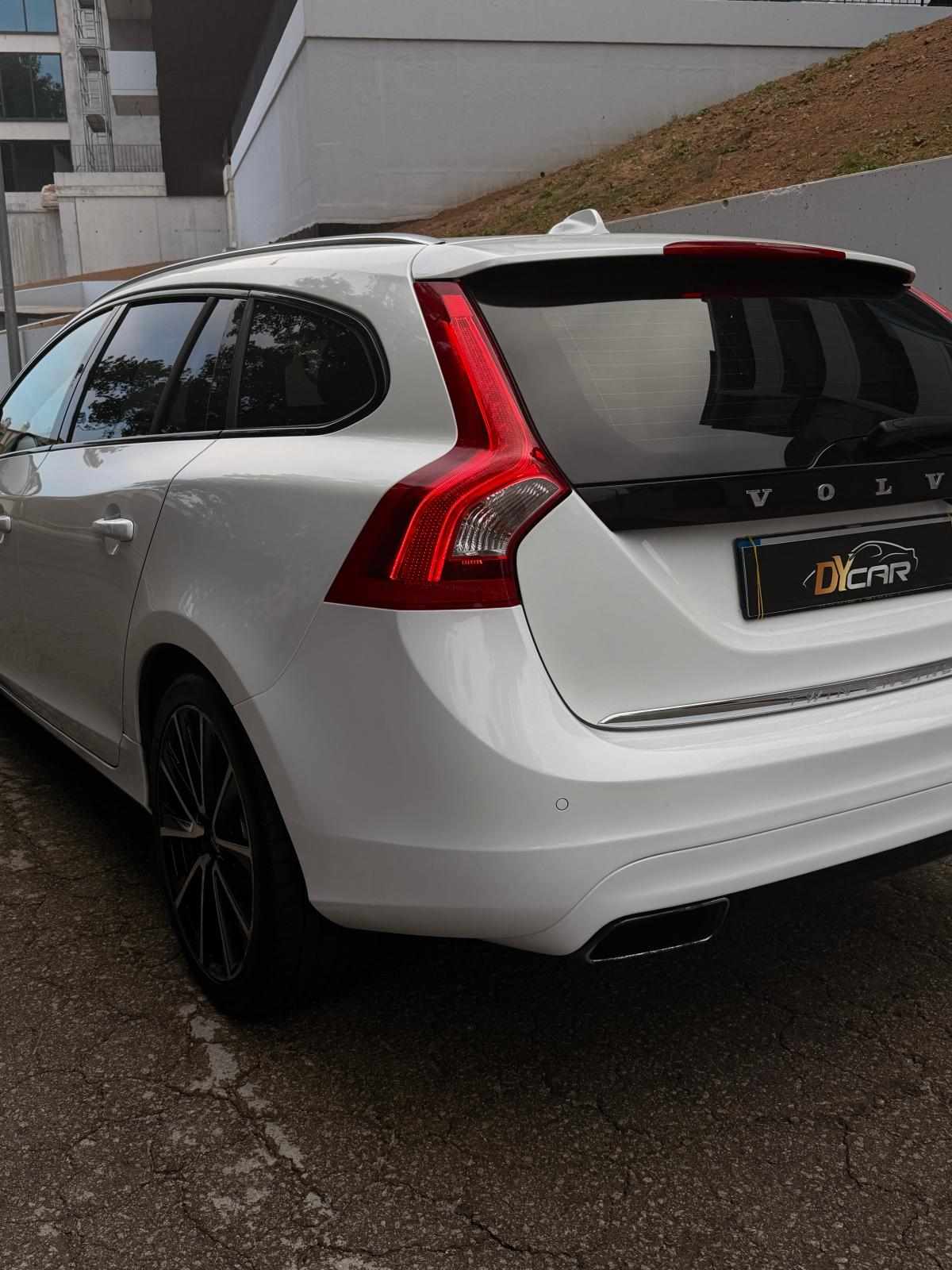 volvo-v60-polestar-d5-2-4-awd-2015-diesel-2400cc