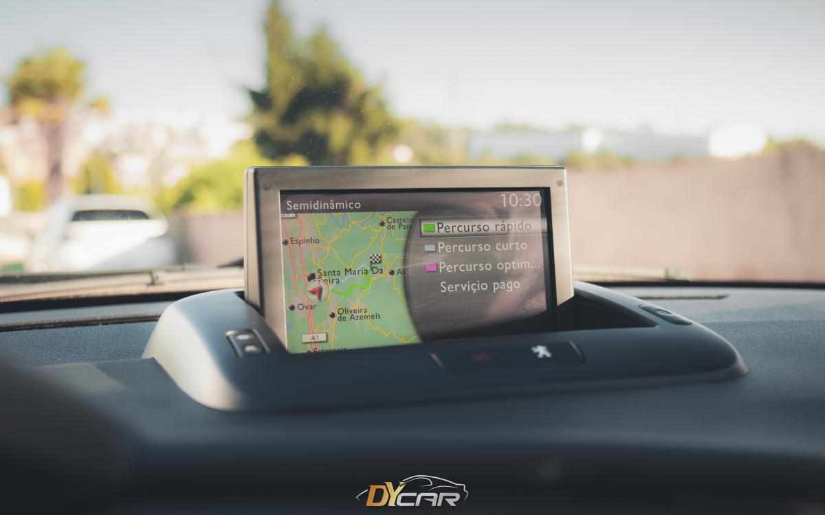 peugeot-3008-2-0-hybrid4-2012-diesel-1997cc
