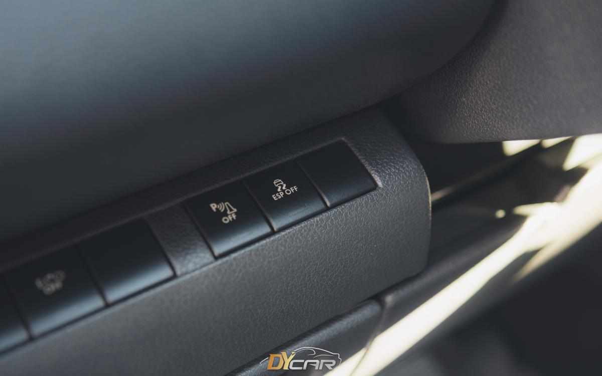 peugeot-3008-2-0-hybrid4-2012-diesel-1997cc