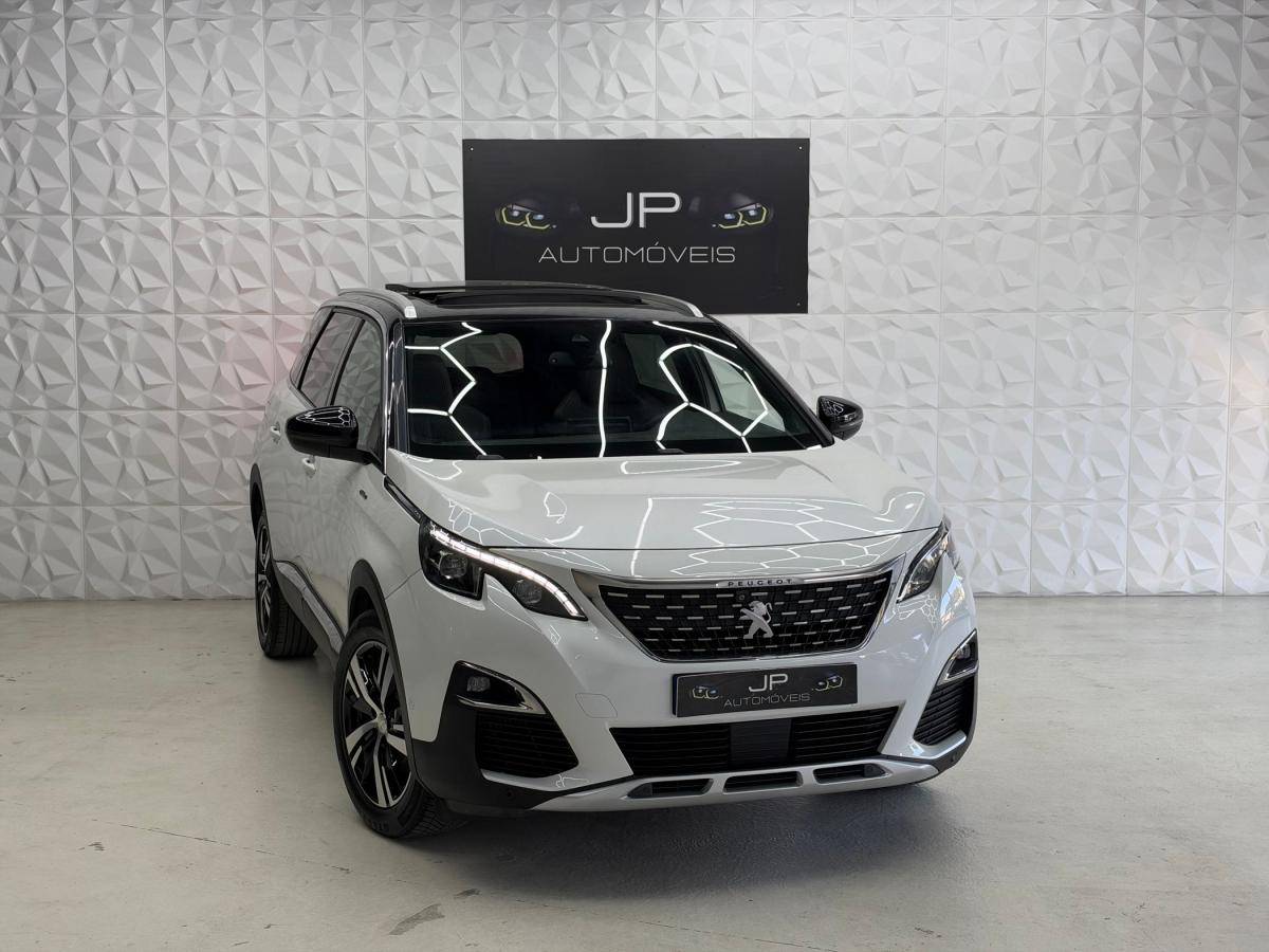 peugeot-5008-2017-gasolina-1199cc