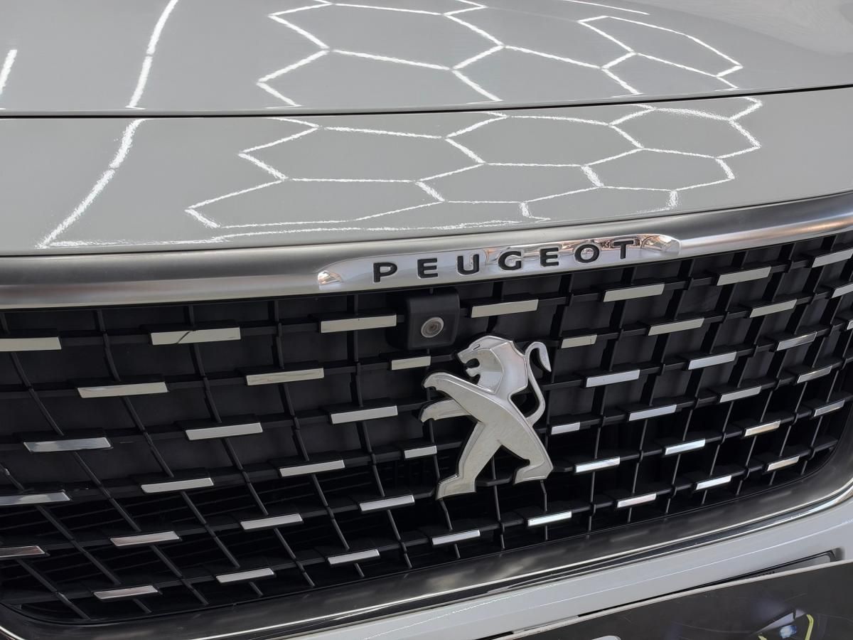 peugeot-5008-2017-gasolina-1199cc