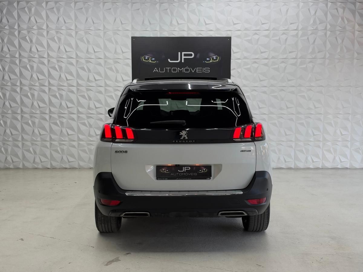 peugeot-5008-2017-gasolina-1199cc