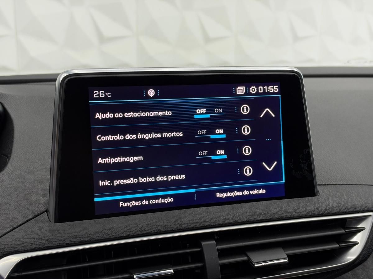 peugeot-5008-2017-gasolina-1199cc