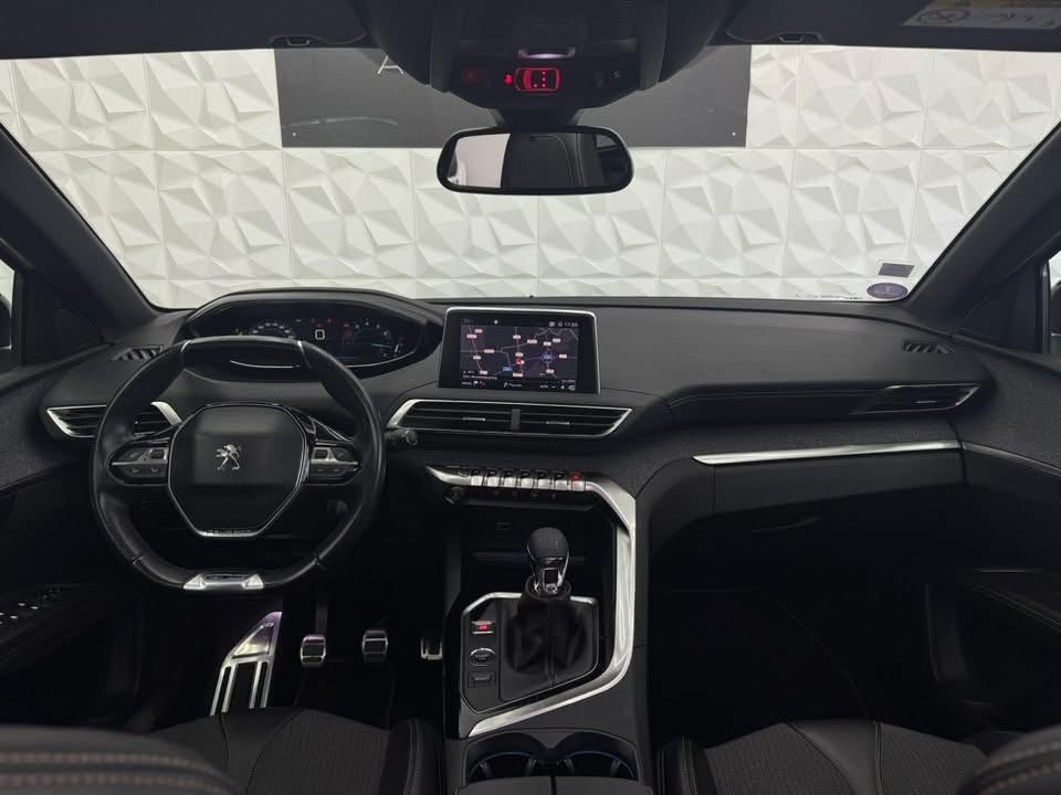 peugeot-5008-2017-gasolina-1199cc