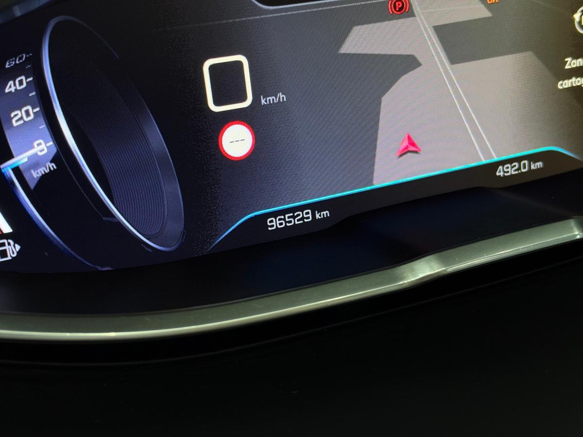 peugeot-5008-2017-gasolina-1199cc