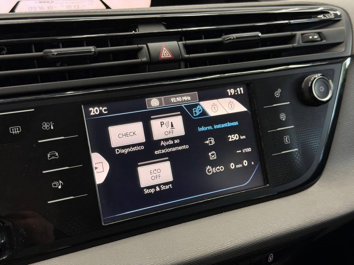 citroen-c4-grand-picasso-2016-diesel-1560cc
