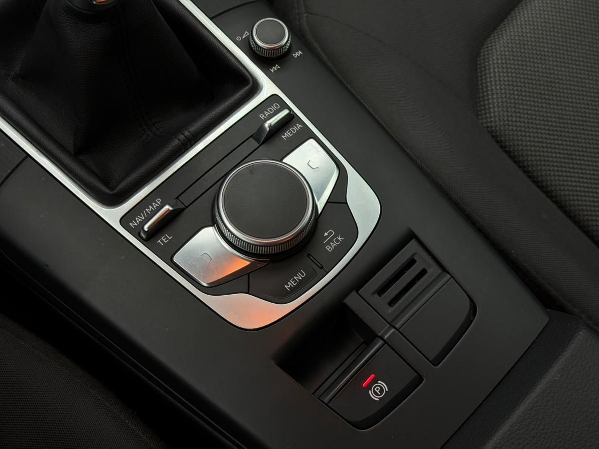 audi-a3-sportback-2016-diesel-1598cc
