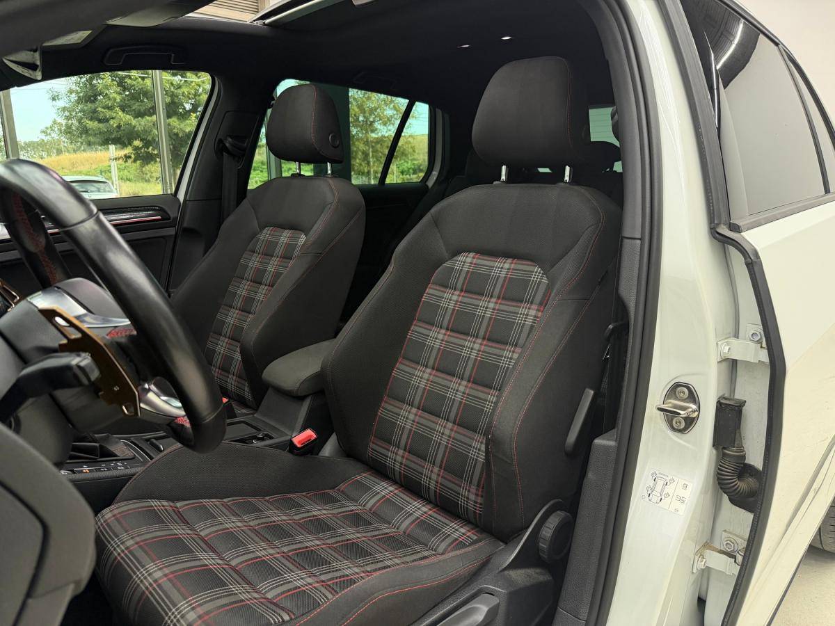 volkswagen-golf-2015-gasolina-1984cc