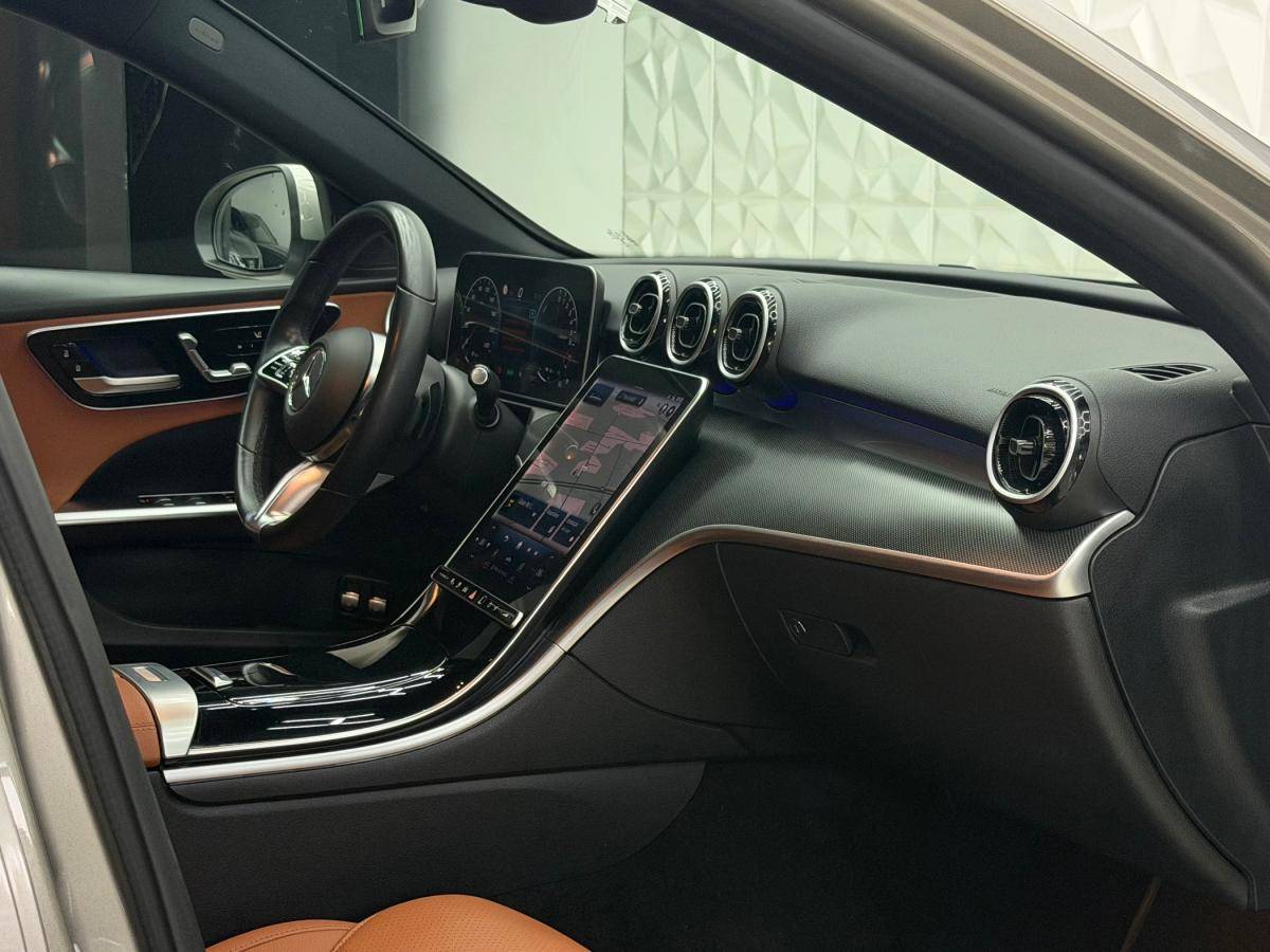 mercedes-benz-classe-c-2023-hibrido-a-gasolina-1999cc