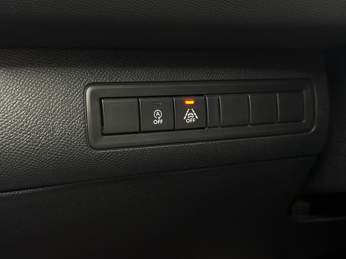 peugeot-308-2020-gasolina-1199cc
