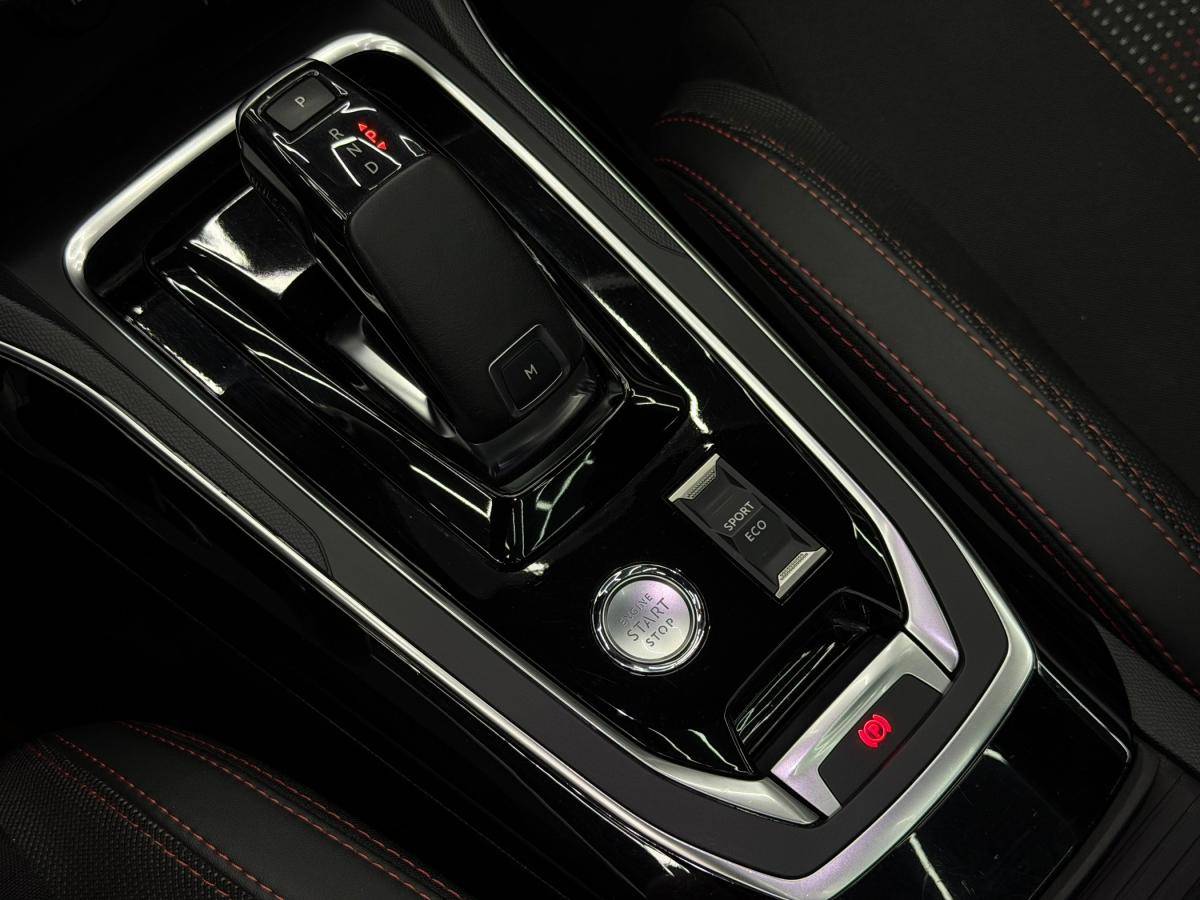 peugeot-308-2020-gasolina-1199cc