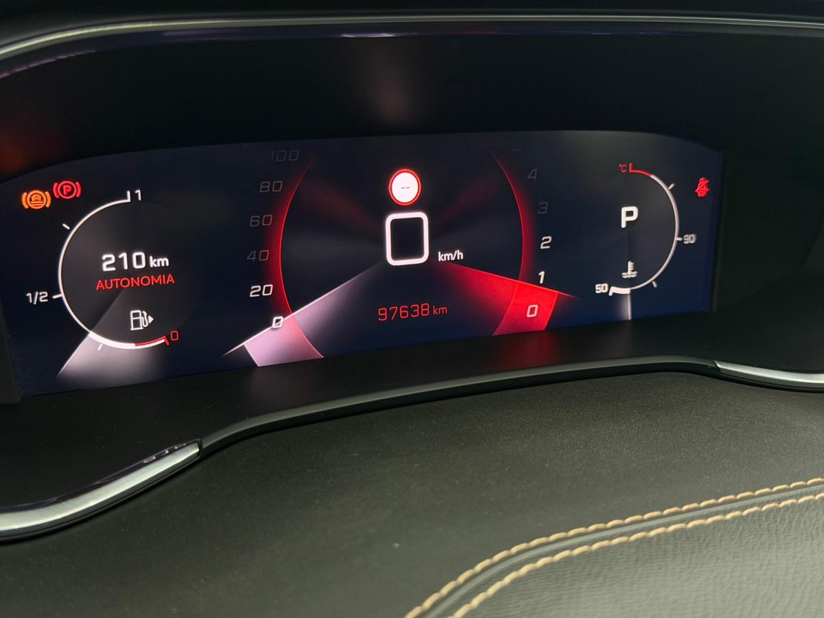 peugeot-308-2020-gasolina-1199cc
