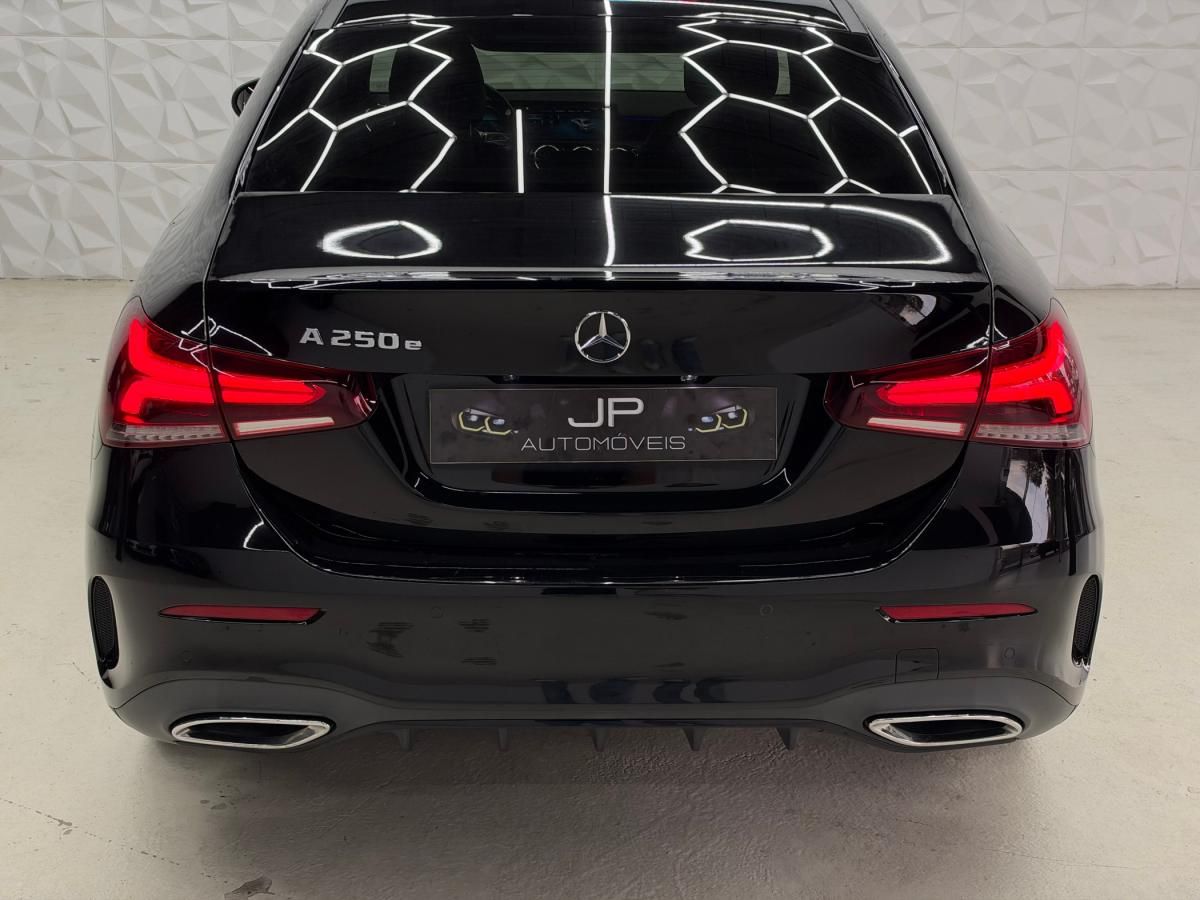 mercedes-benz-classe-a-2021-hibrido-a-gasolina-1331cc