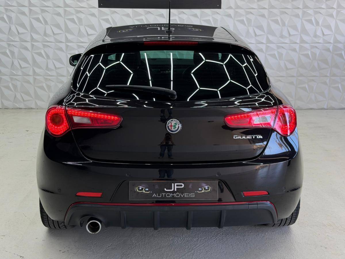alfa-romeo-giulietta-2016-diesel-1598cc