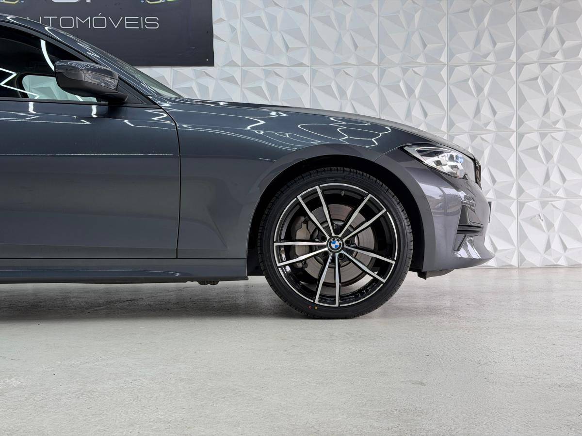 bmw-serie-3-2019-hibrido-a-gasolina-1998cc