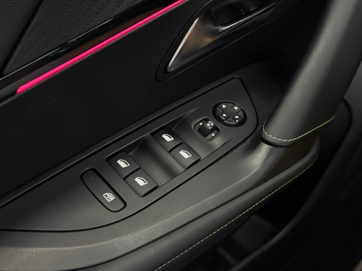 peugeot-2008-2021-diesel-1499cc