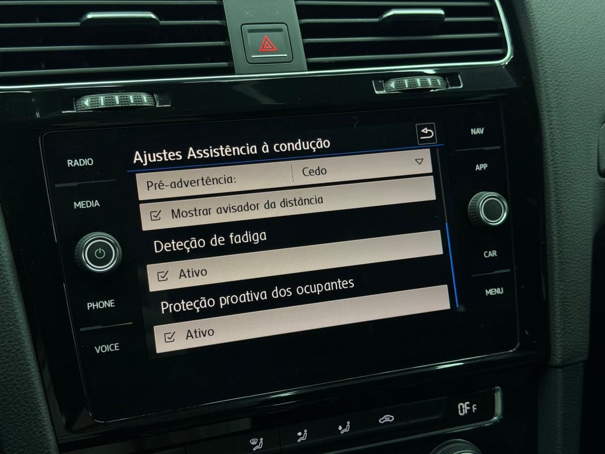 volkswagen-golf-2017-hibrido-a-gasolina-1395cc