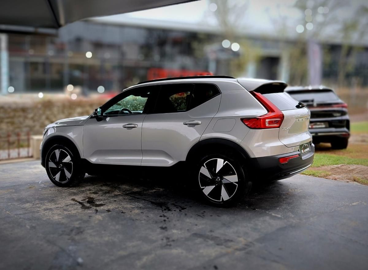 volvo-xc40-2023-eletrico-0cc