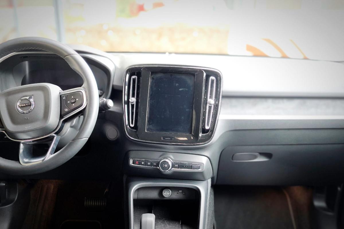 volvo-xc40-2023-eletrico-0cc