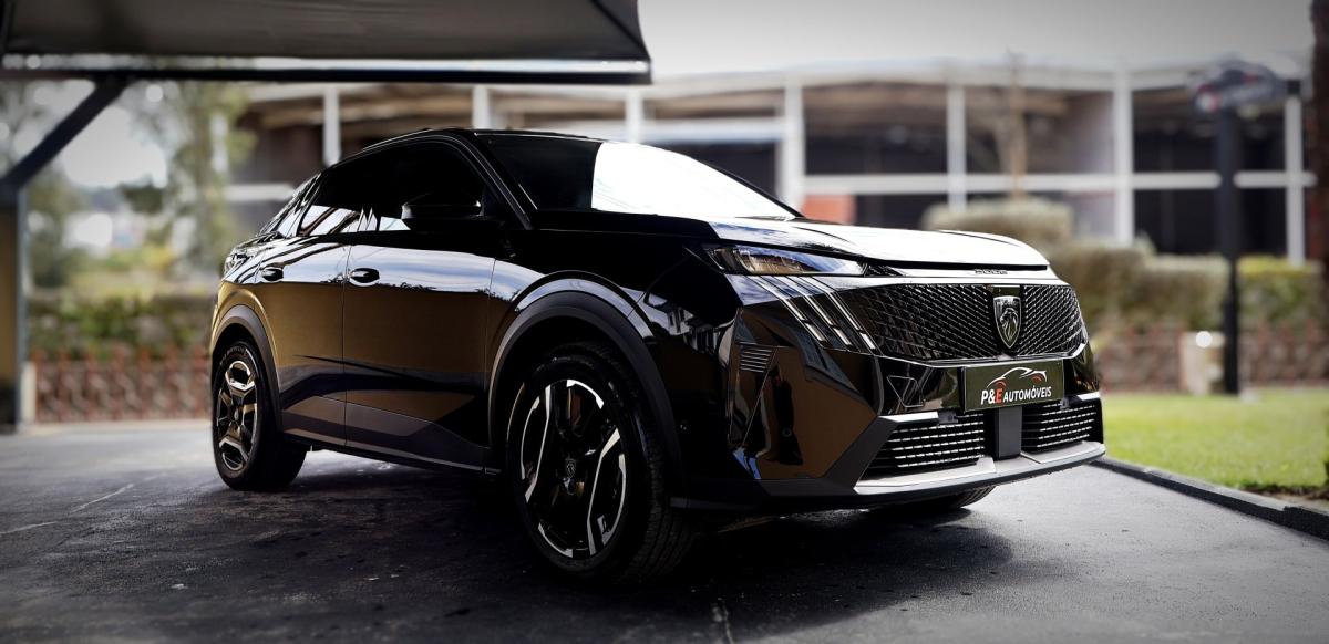 peugeot-e-3008-2023-eletrico-0cc
