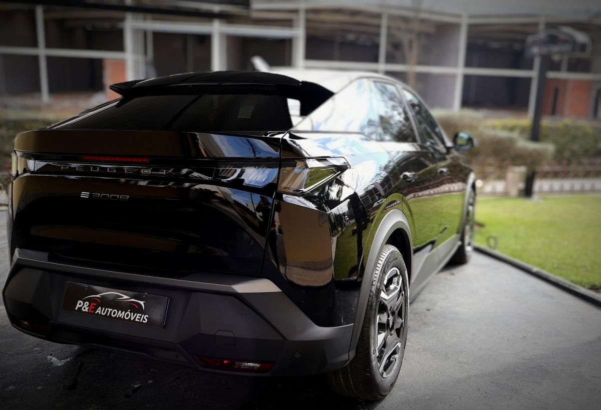peugeot-e-3008-2023-eletrico-0cc