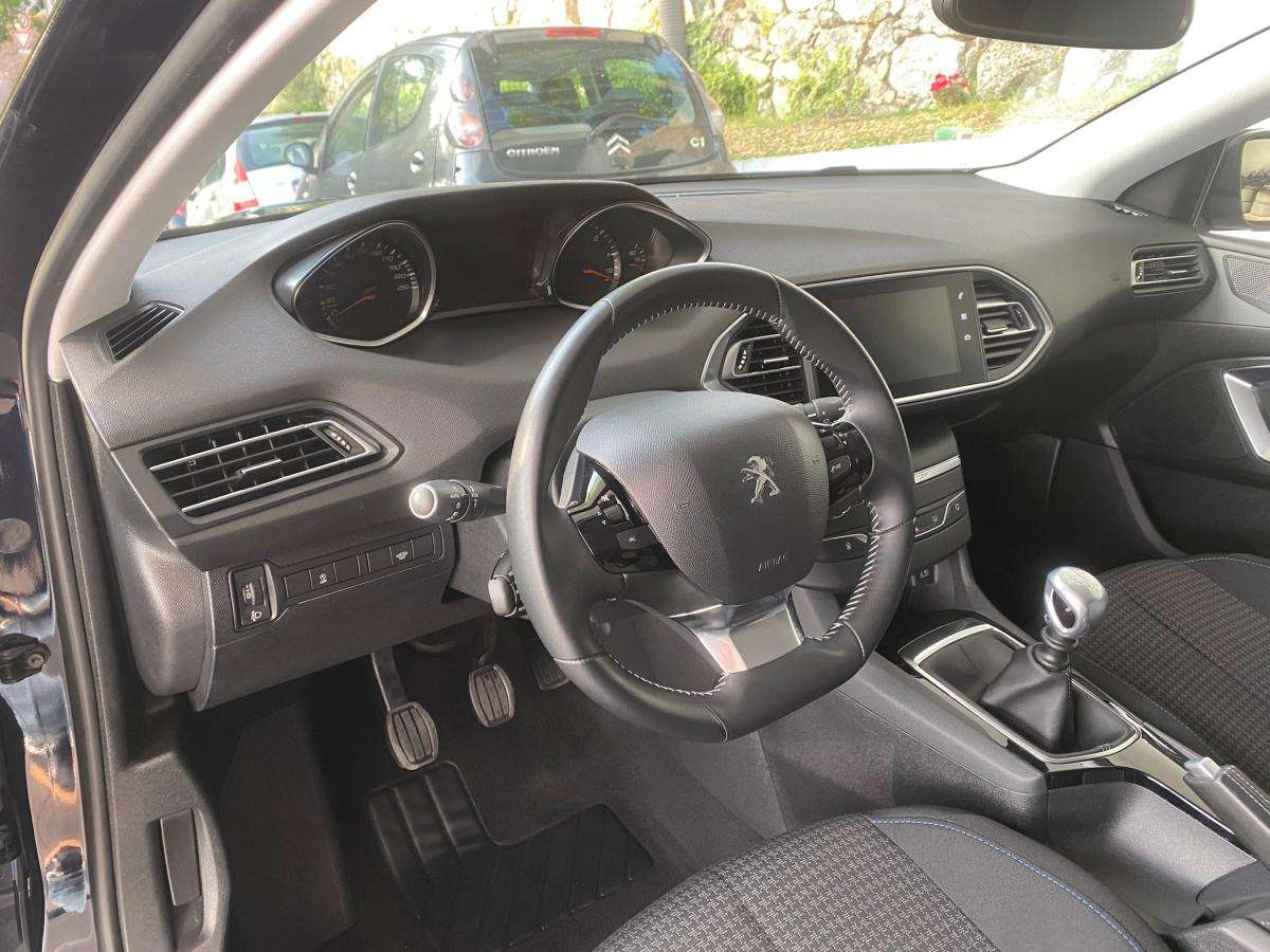 peugeot-308-2019-diesel-1499cc