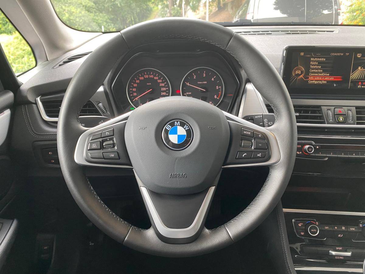 bmw-serie-2-2017-diesel-1496cc