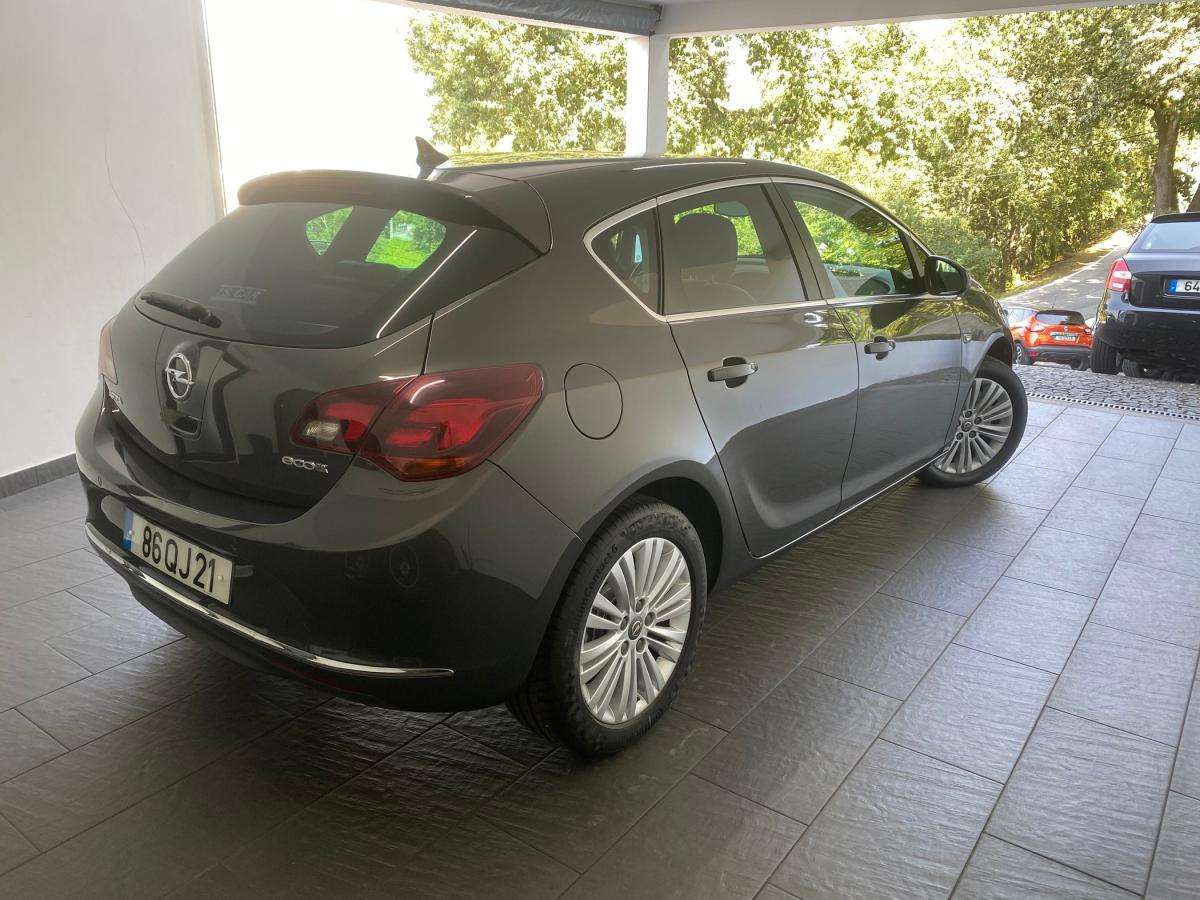 opel-astra-2015-diesel-1598cc