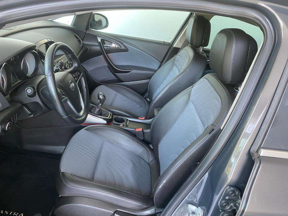 opel-astra-2015-diesel-1598cc