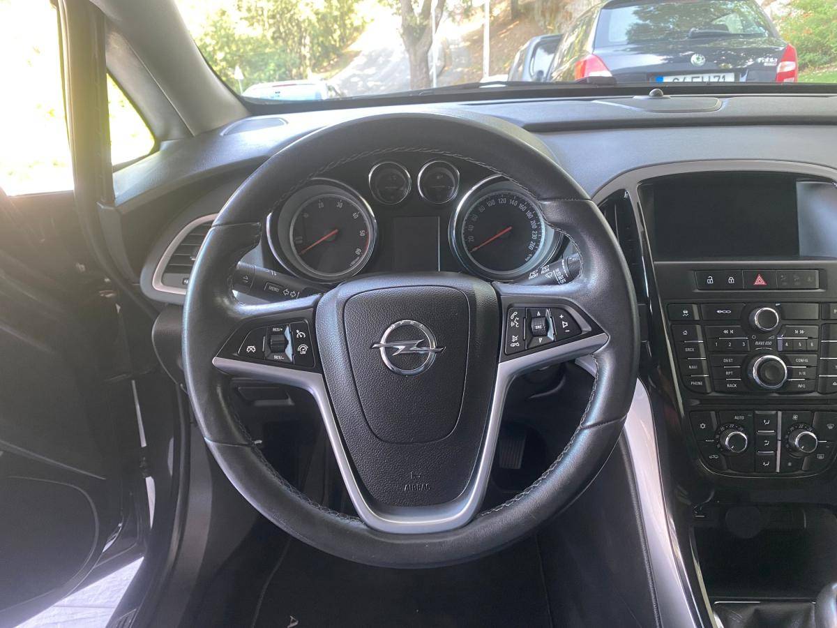 opel-astra-2015-diesel-1598cc