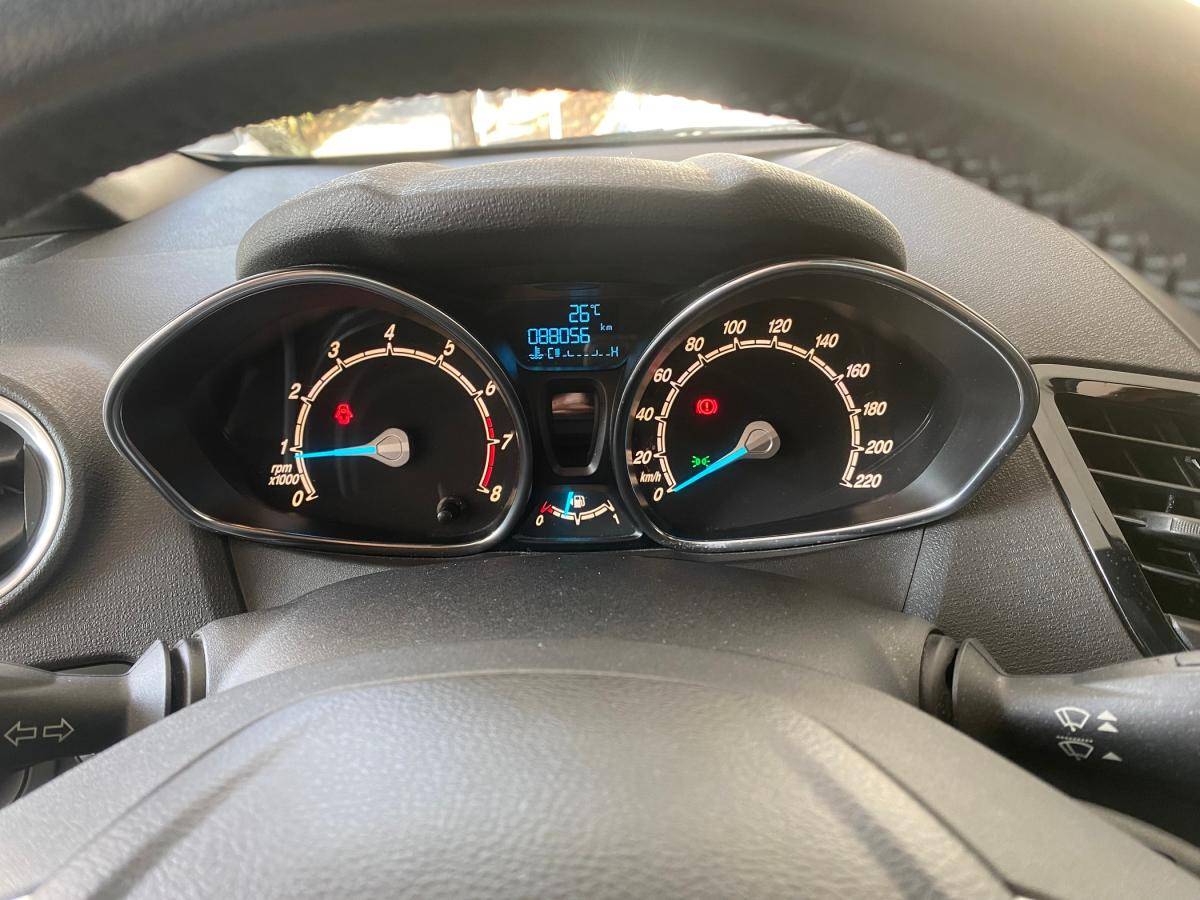 ford-fiesta-2016-gasolina-998cc
