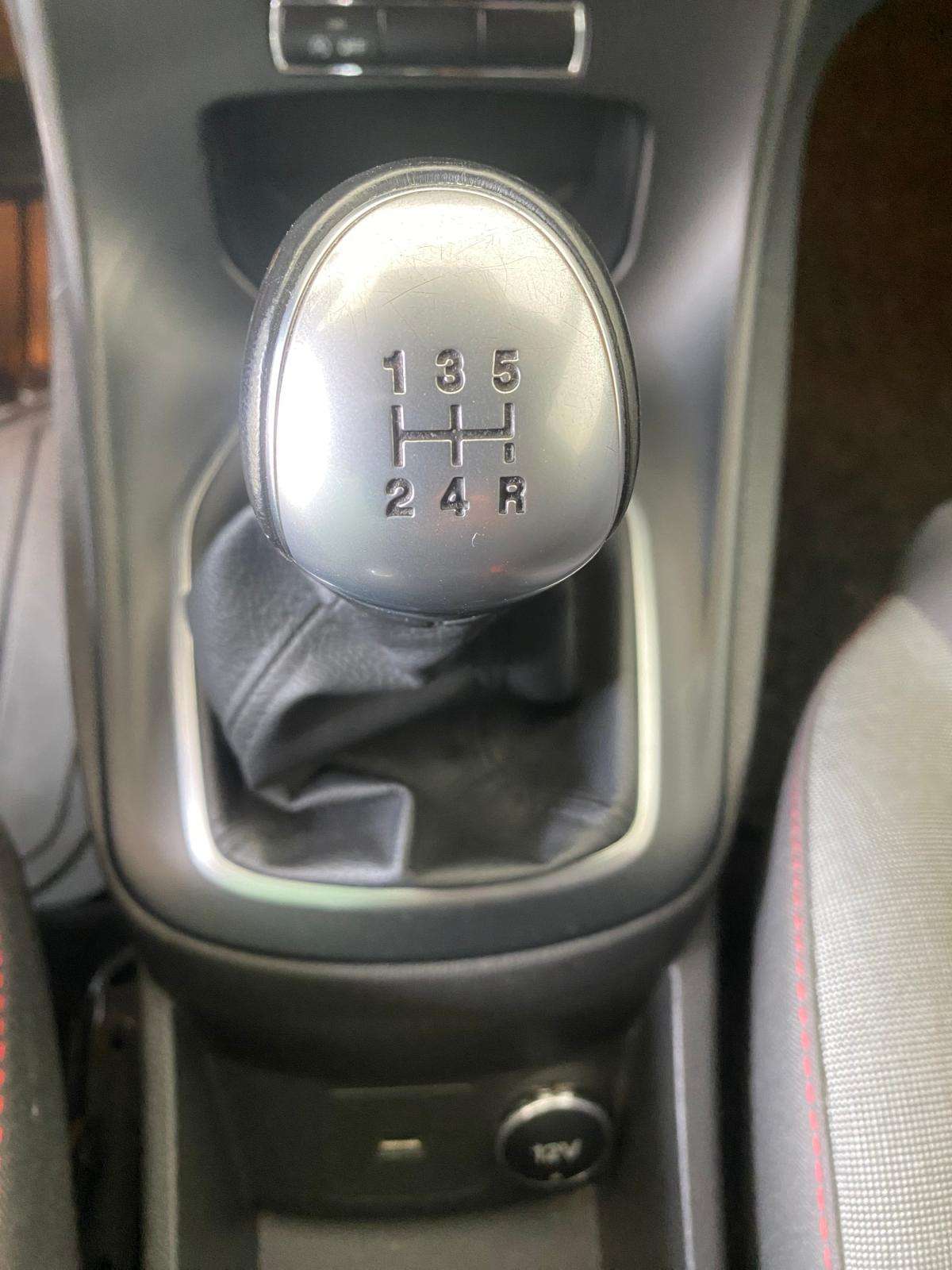 ford-fiesta-2016-gasolina-998cc