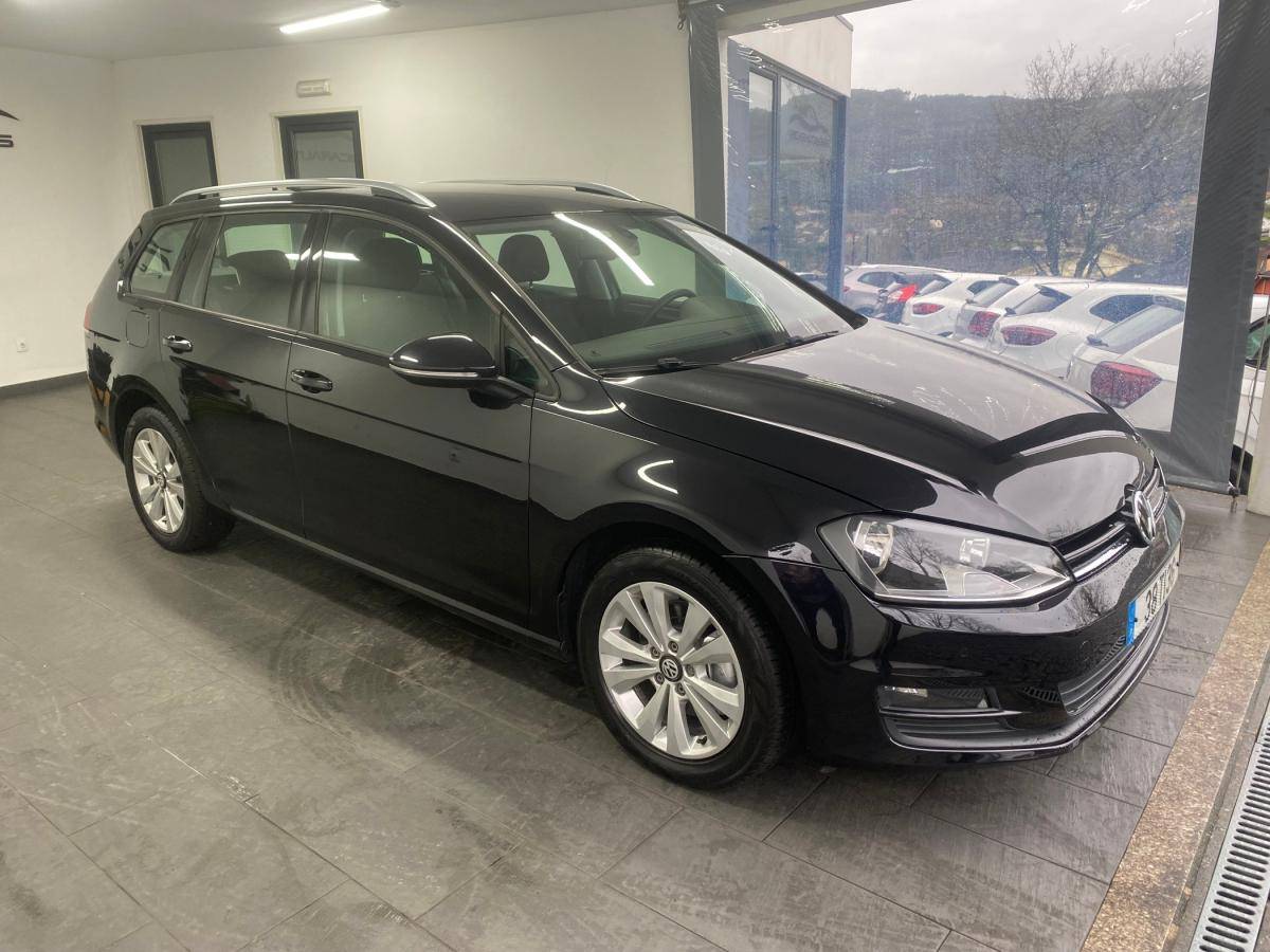 volkswagen-golf-variant-2014-diesel-1598cc