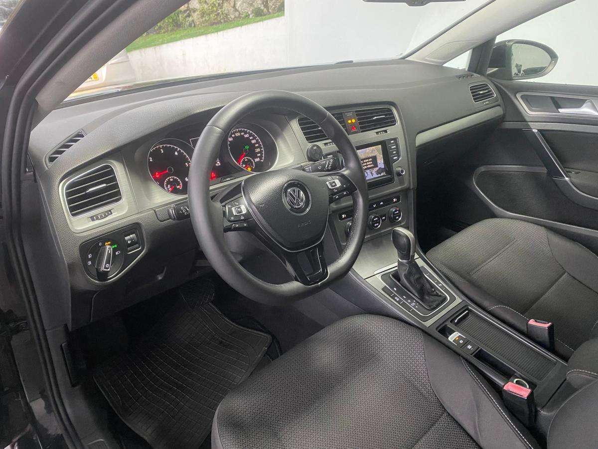 volkswagen-golf-variant-2014-diesel-1598cc